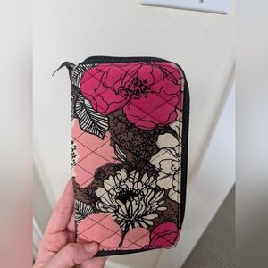 Very Bradley, Floral Quilted Wallet